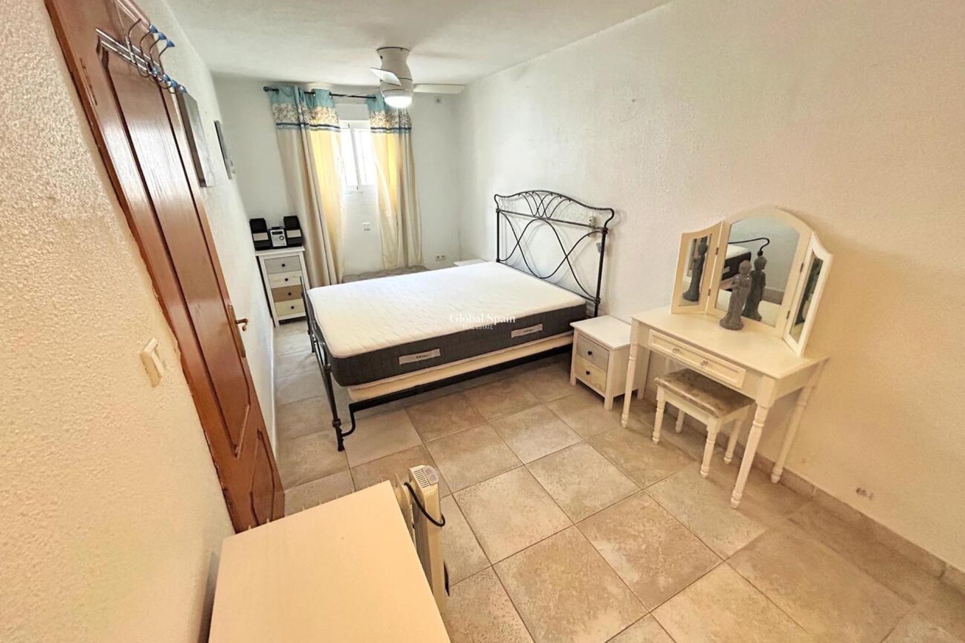 Wederverkoop - HUIS -
VILLAMARTÍN - Costa Blanca