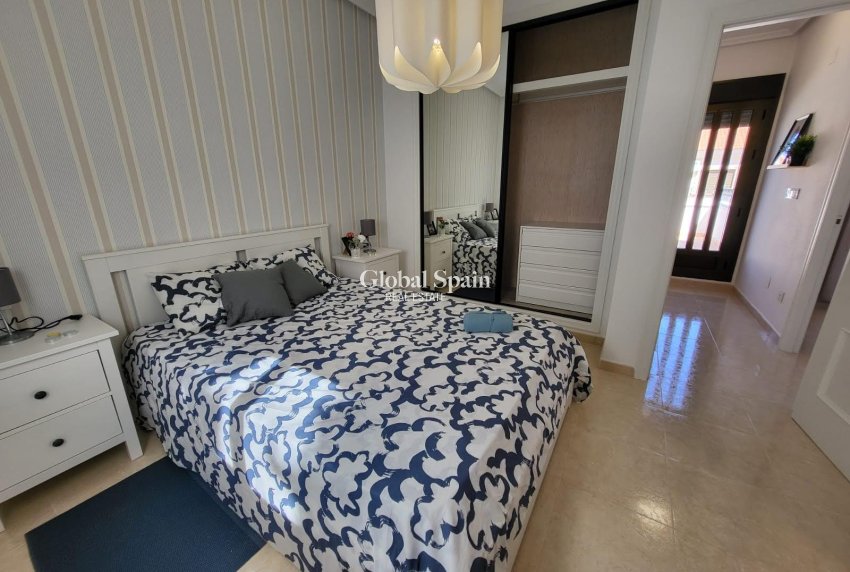 Wederverkoop - HUIS -
VILLAMARTÍN - Costa Blanca