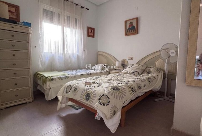 Wederverkoop - HUIS -
VILLAMARTÍN - Costa Blanca