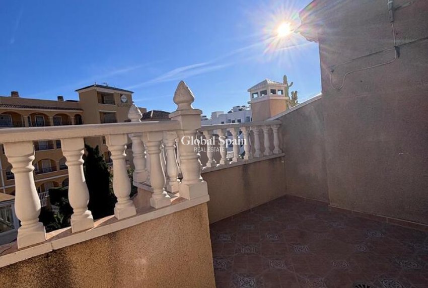 Wederverkoop - HUIS -
VILLAMARTÍN - Costa Blanca