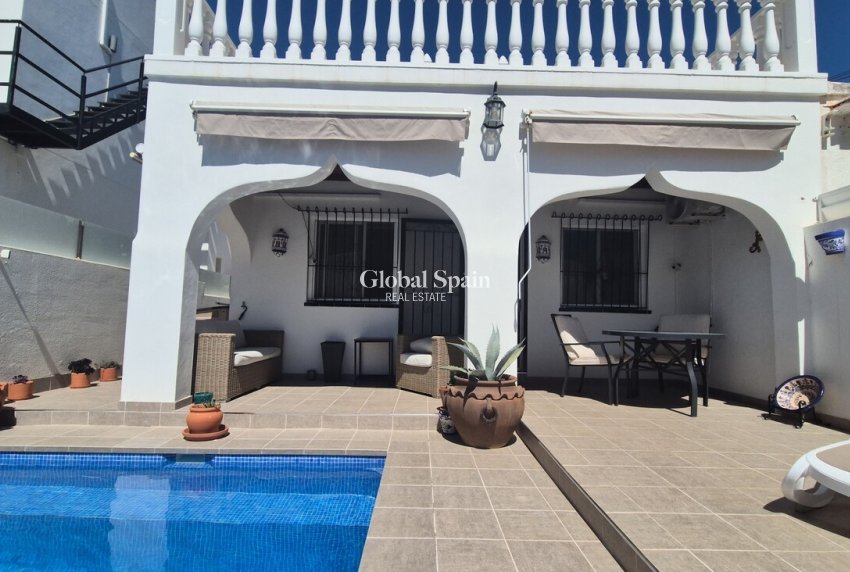 Wederverkoop - HUIS -
VILLAMARTÍN - Costa Blanca