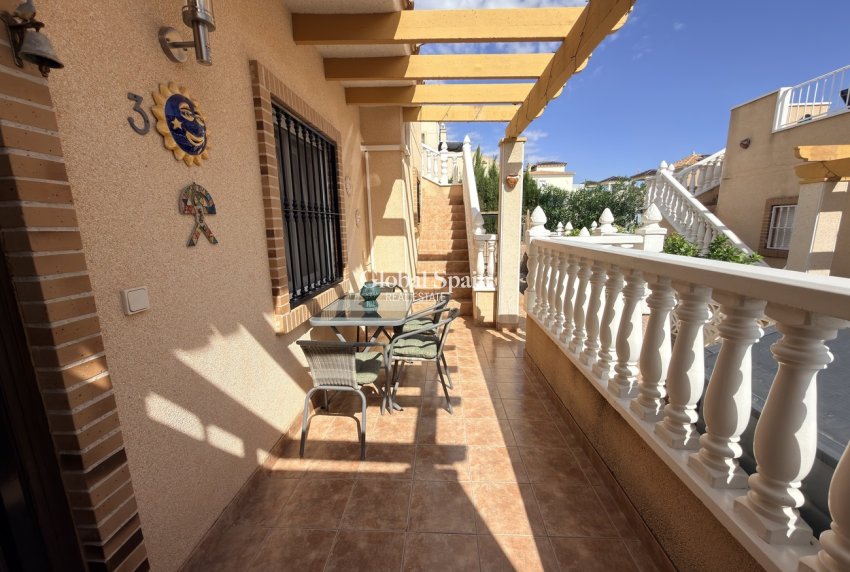 Wederverkoop - HUIS -
VILLAMARTÍN - Costa Blanca