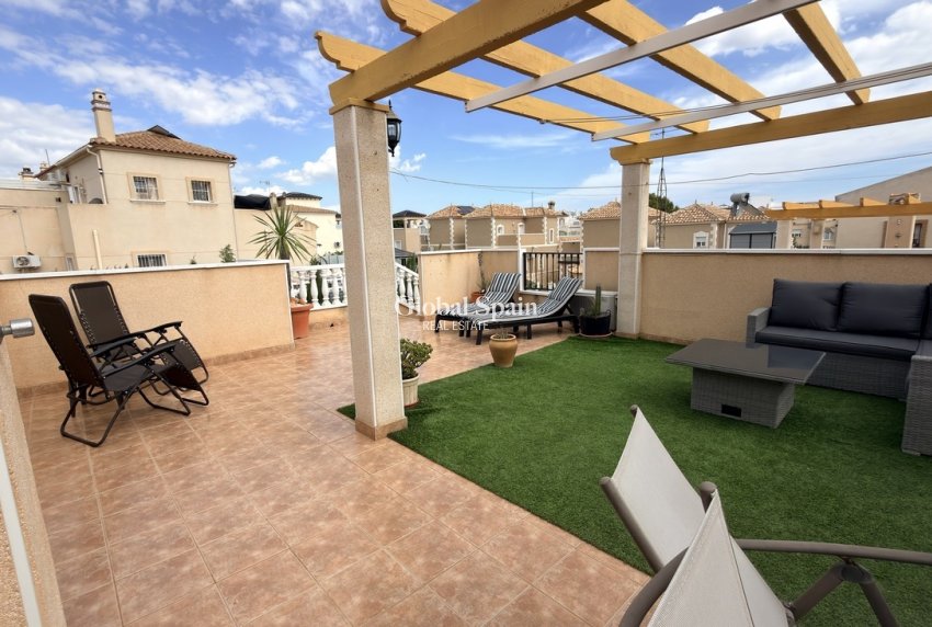 Wederverkoop - HUIS -
VILLAMARTÍN - Costa Blanca