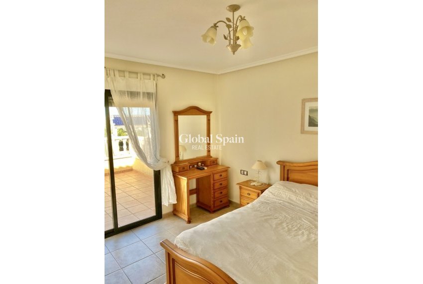 Wederverkoop - HUIS -
VILLAMARTÍN