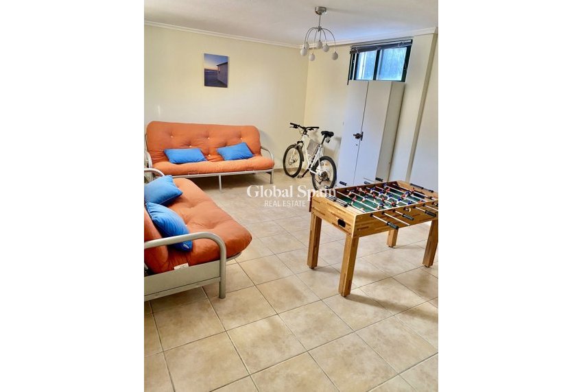 Wederverkoop - HUIS -
VILLAMARTÍN