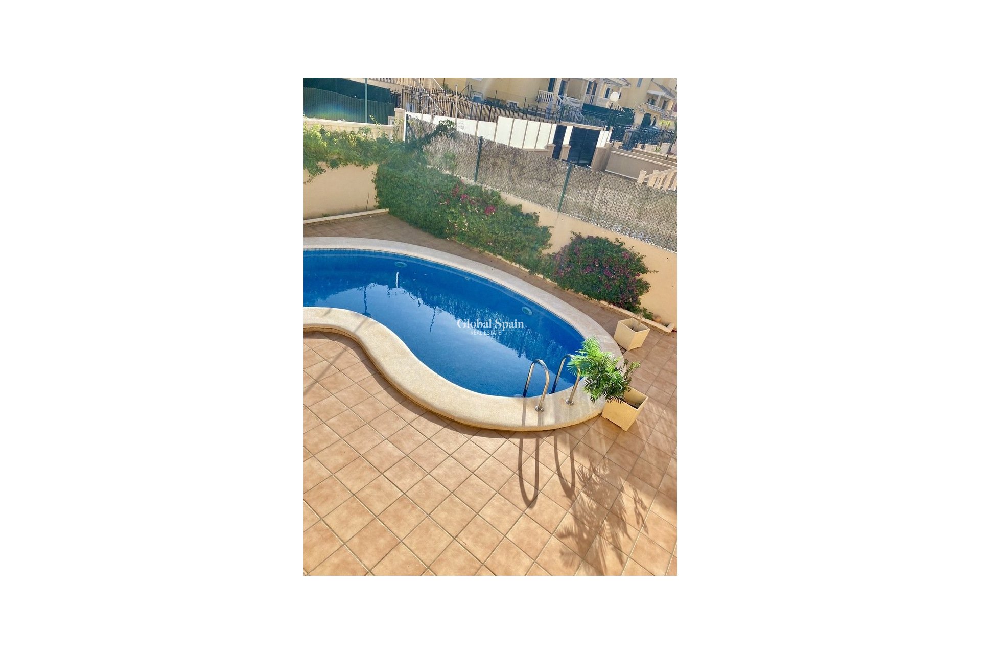 Wederverkoop - HUIS -
VILLAMARTÍN