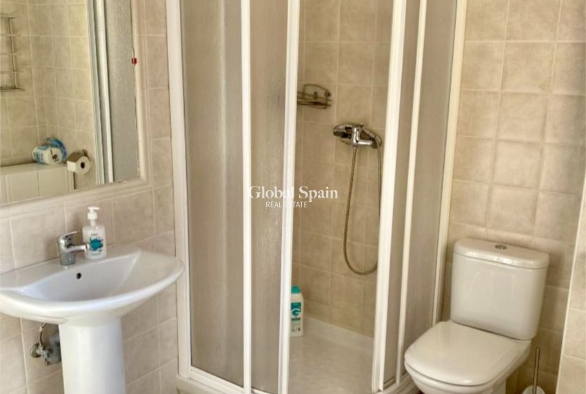 Wederverkoop - HUIS -
VILLAMARTÍN