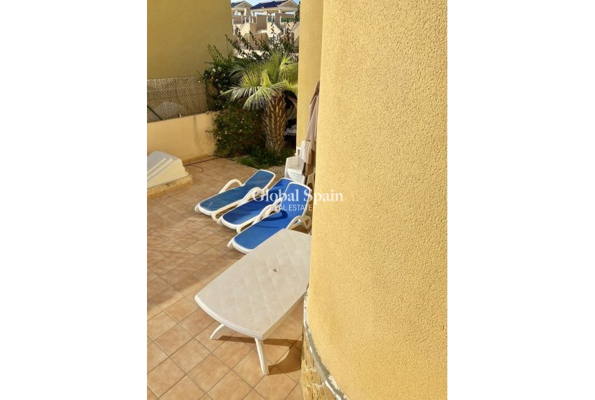 Wederverkoop - HUIS -
VILLAMARTÍN