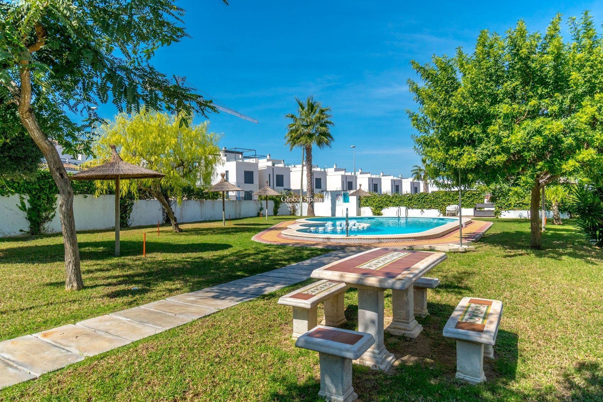 Wederverkoop - HUIS -
VILLAMARTÍN
