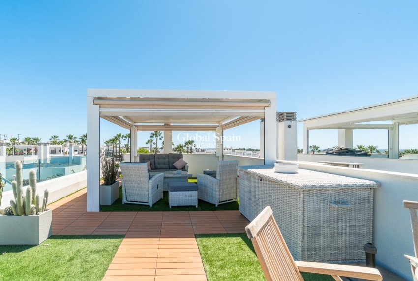 Wederverkoop - HUIS -
VISTABELLA GOLF  - Inland