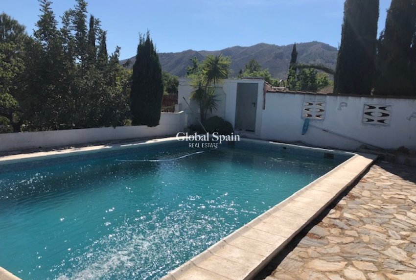 Wederverkoop -  -
LA MATANZA - La Matanza