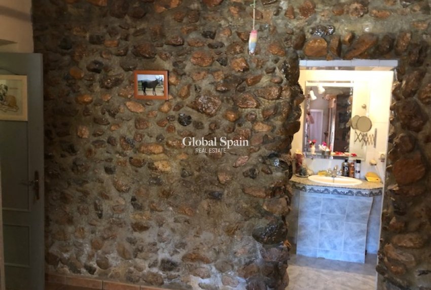 Wederverkoop -  -
LA MATANZA - La Matanza