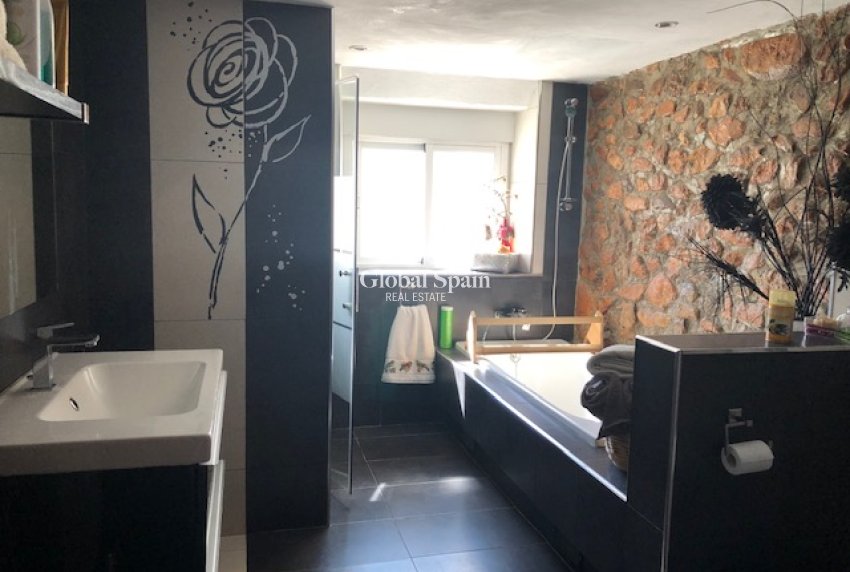 Wederverkoop -  -
LA MATANZA - La Matanza