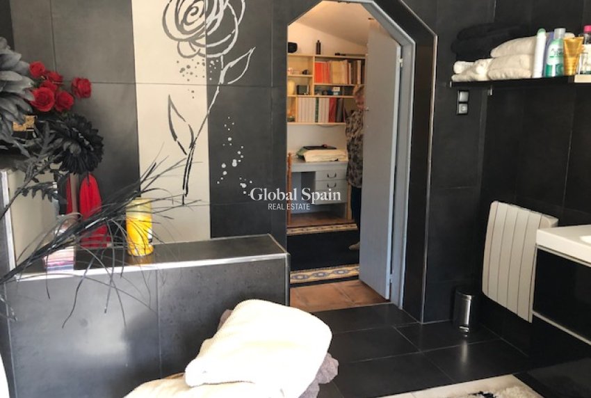 Wederverkoop -  -
LA MATANZA - La Matanza