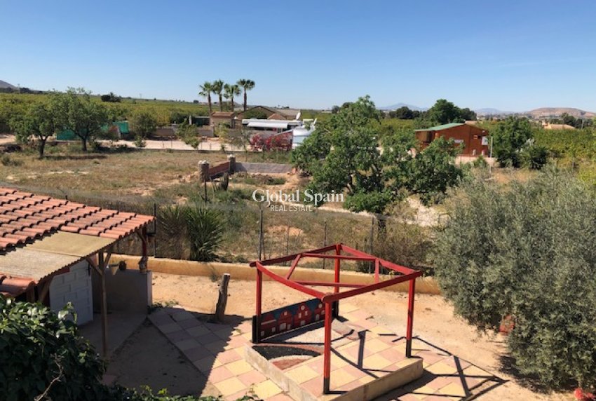 Wederverkoop -  -
LA MATANZA - La Matanza