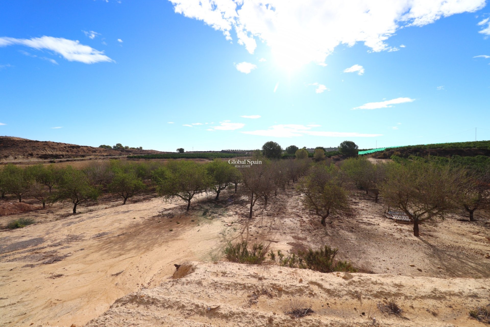 Wederverkoop - Land -
Torremendo - Torremendo - Country