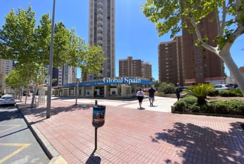 Wederverkoop - Lokaal -
Benidorm - Levante