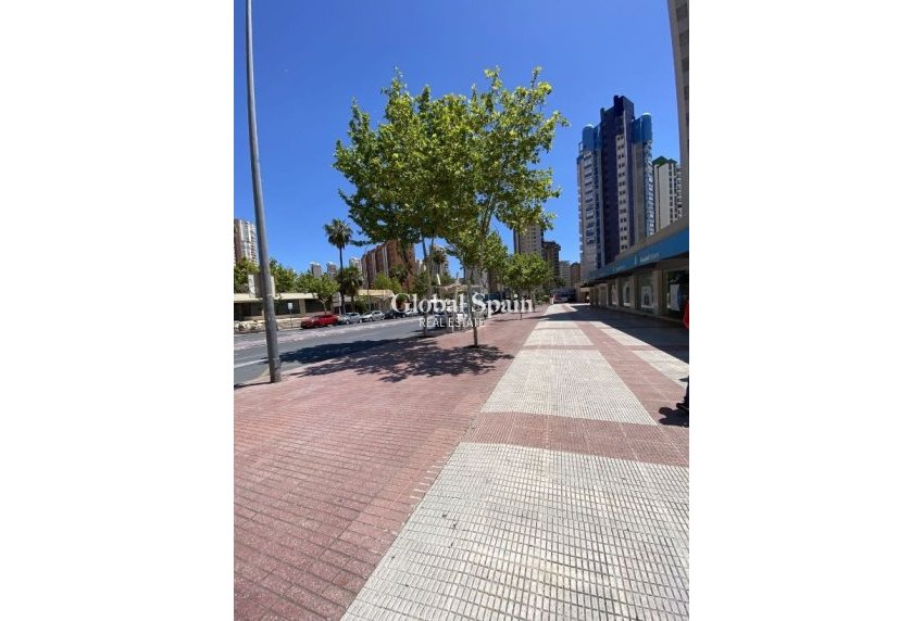 Wederverkoop - Lokaal -
Benidorm - Levante