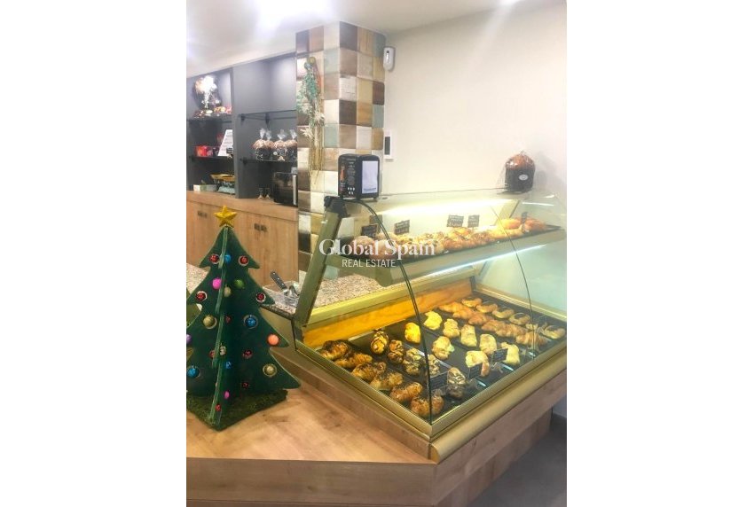 Wederverkoop - Lokaal -
VILLAJOYOSA - Villajoyosa