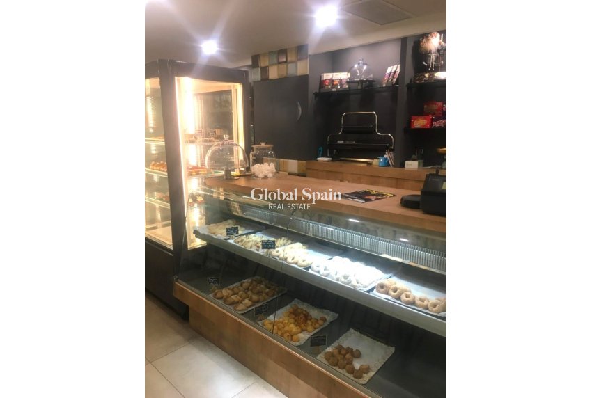 Wederverkoop - Lokaal -
VILLAJOYOSA - Villajoyosa