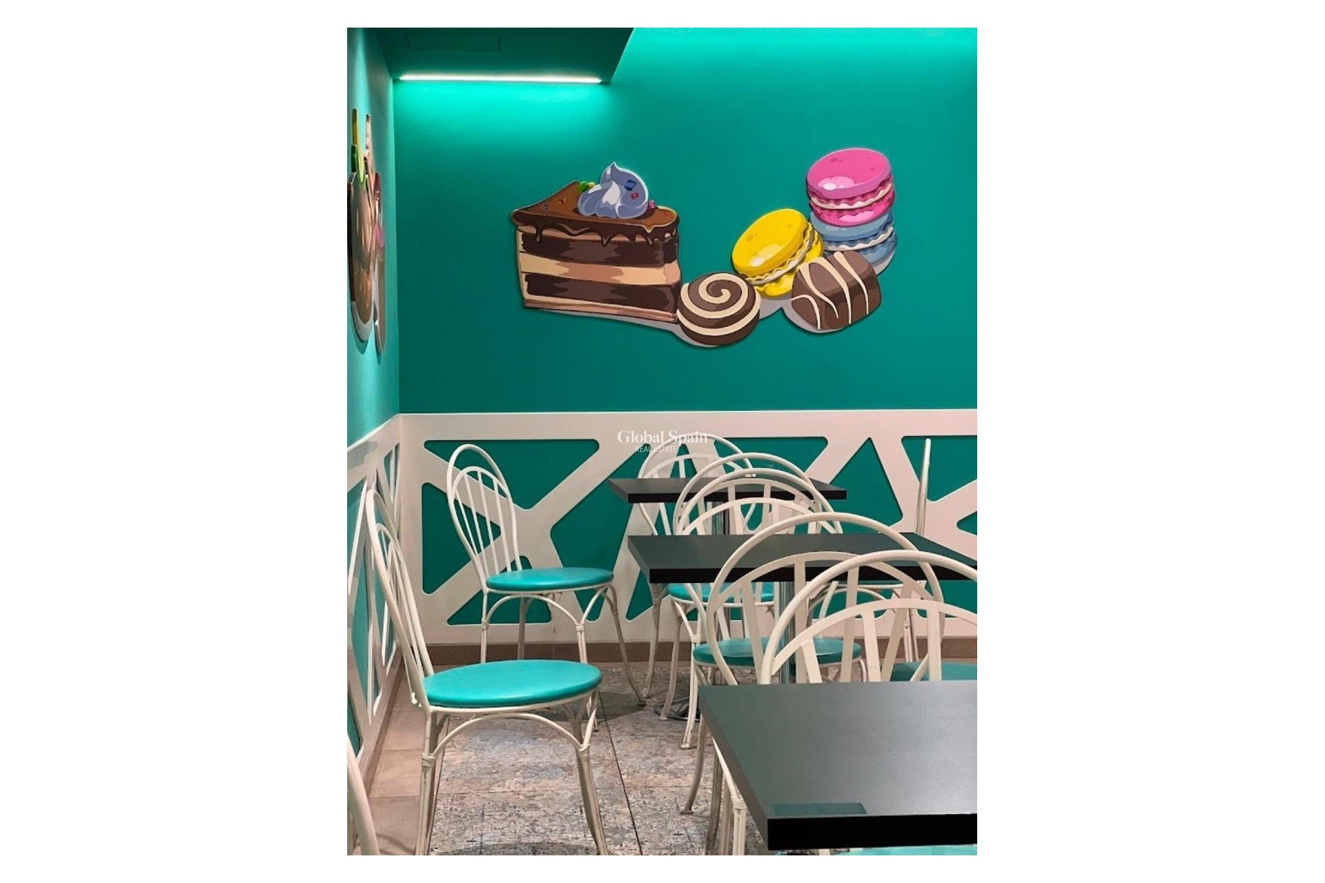 Wederverkoop - Lokaal -
VILLAJOYOSA - Villajoyosa