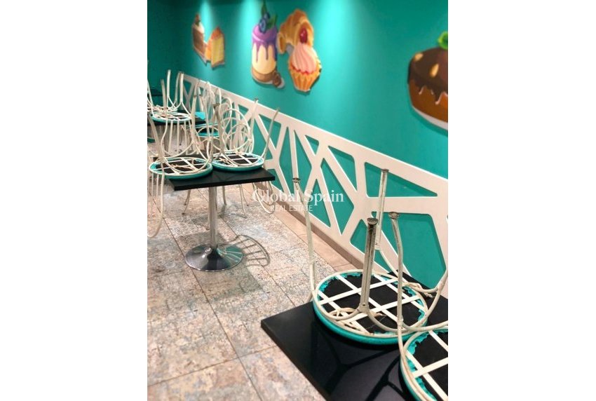 Wederverkoop - Lokaal -
VILLAJOYOSA - Villajoyosa