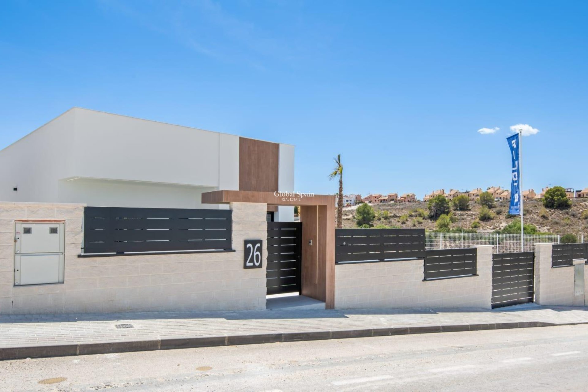 Wederverkoop - Luxe Villa -
ALGORFA - Comunidad valenciana