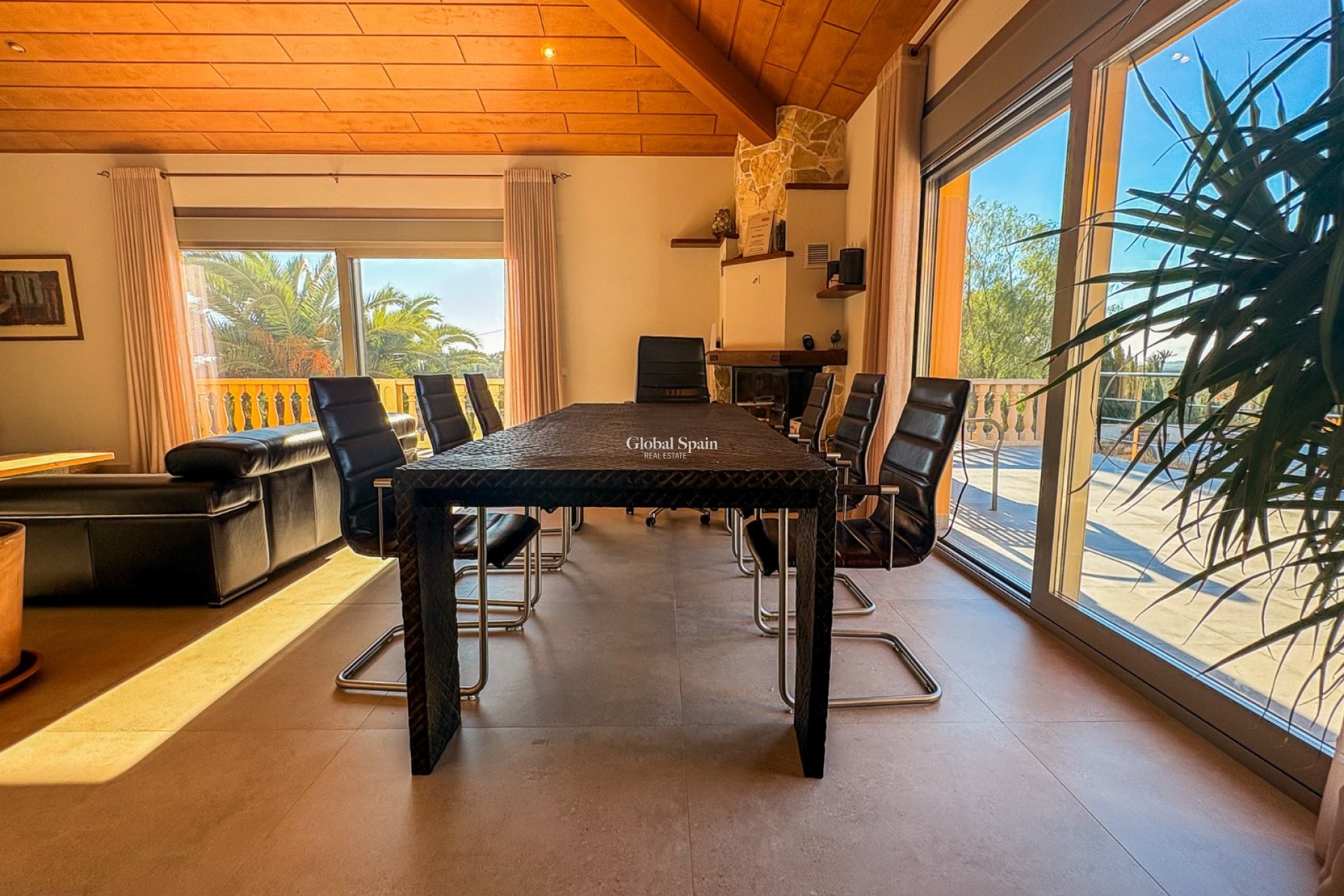 Wederverkoop - Onafhankelijke villa -
ELCHE - Las Bayas