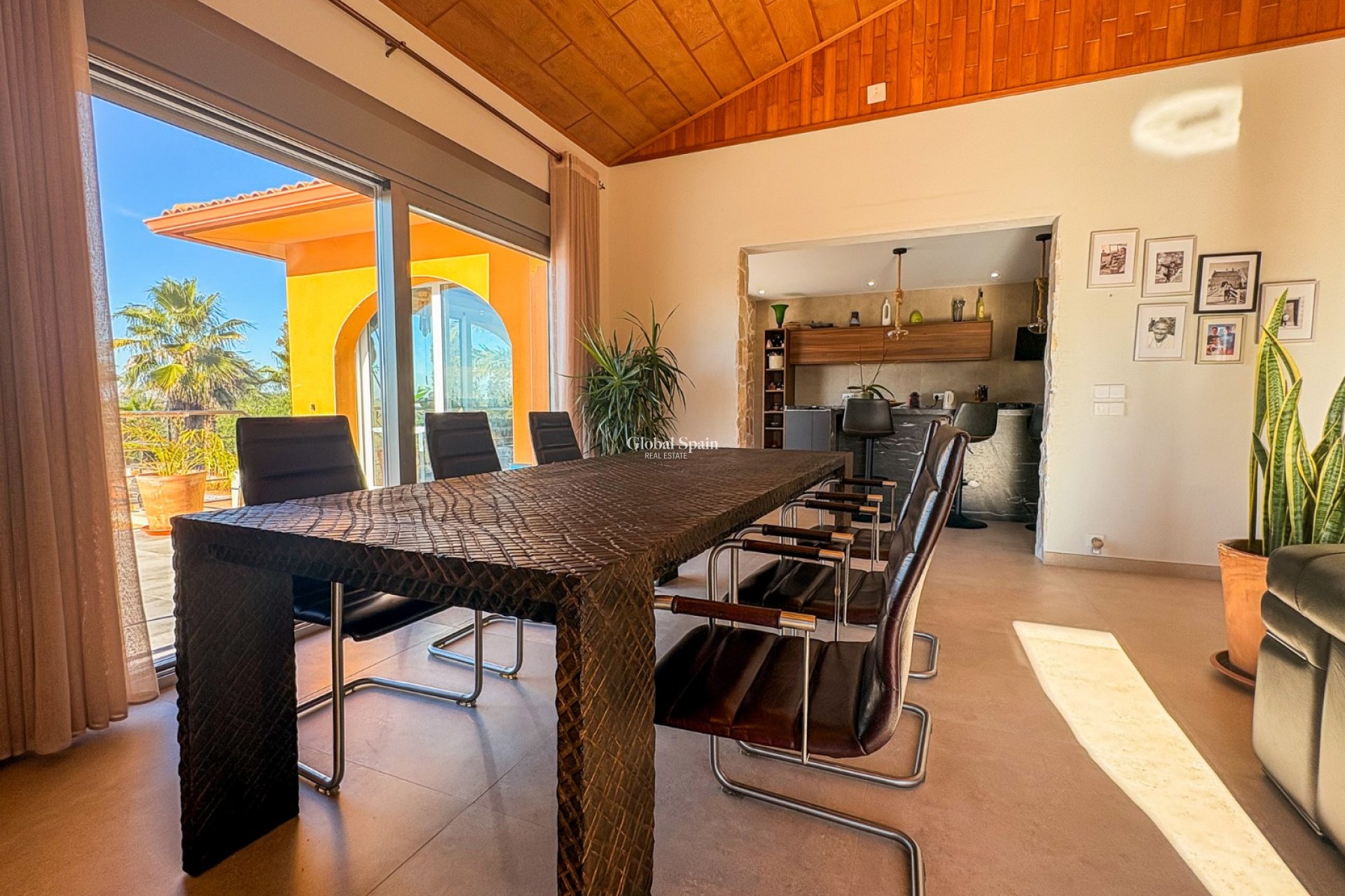 Wederverkoop - Onafhankelijke villa -
ELCHE - Las Bayas