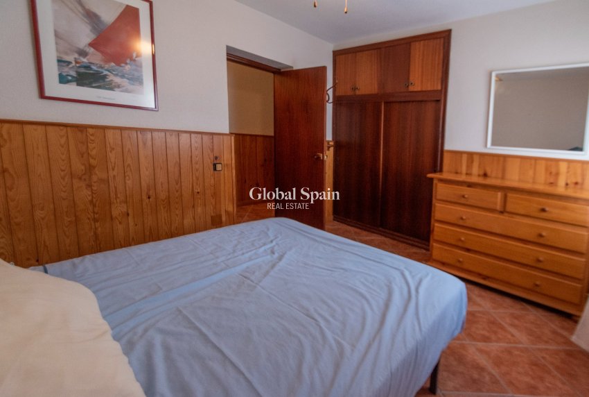 Wederverkoop - Onafhankelijke villa -
GUARDAMAR DEL SEGURA - Guardamar Playa