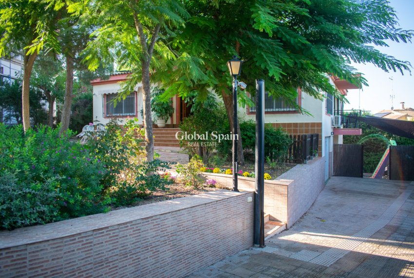 Wederverkoop - Onafhankelijke villa -
MOLINA DEL SEGURA - Torre de Cotillas