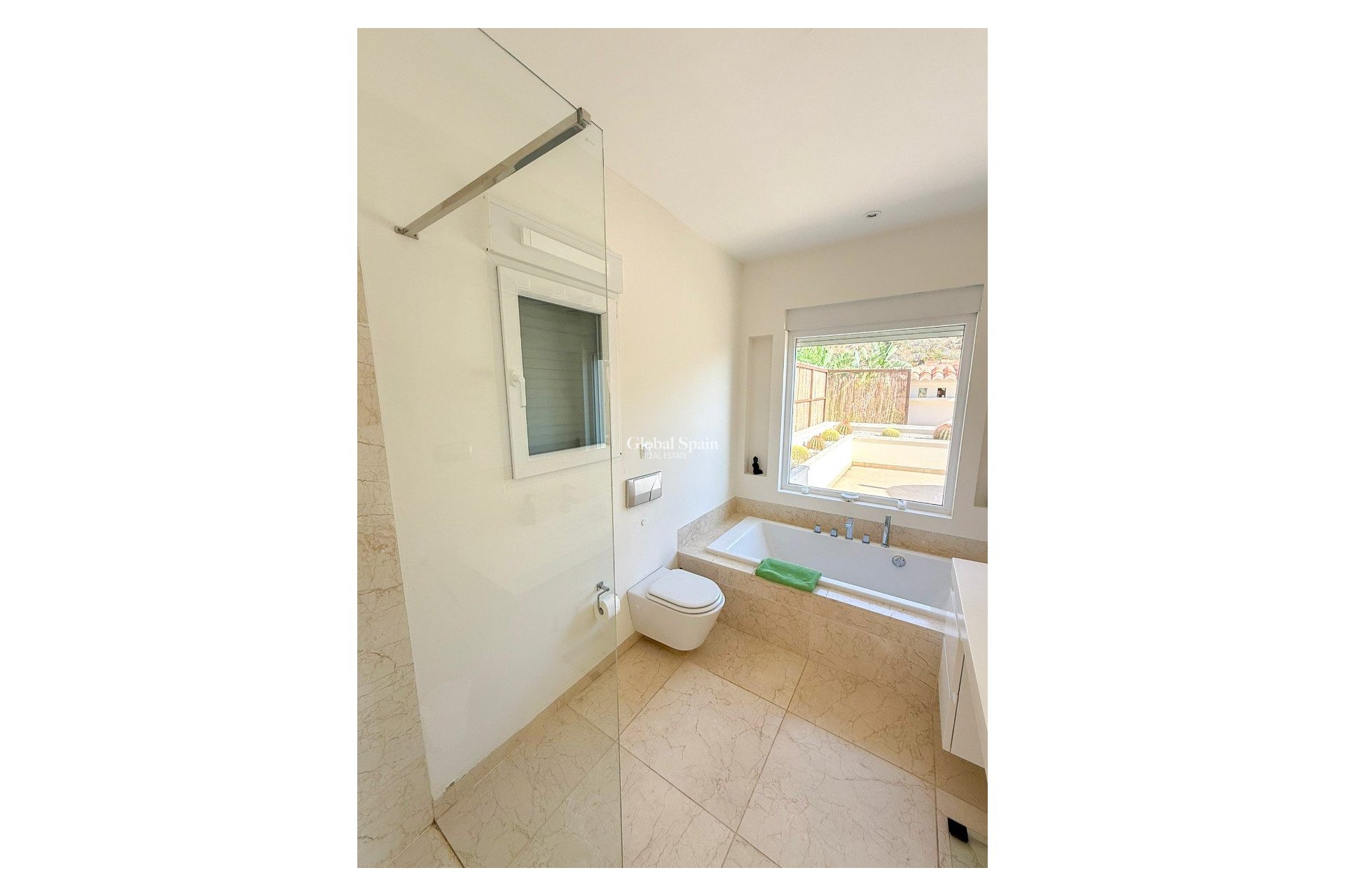 Wederverkoop - Onafhankelijke villa -
MORAIRA_TEULADA - El Portet - Pla Del Mar