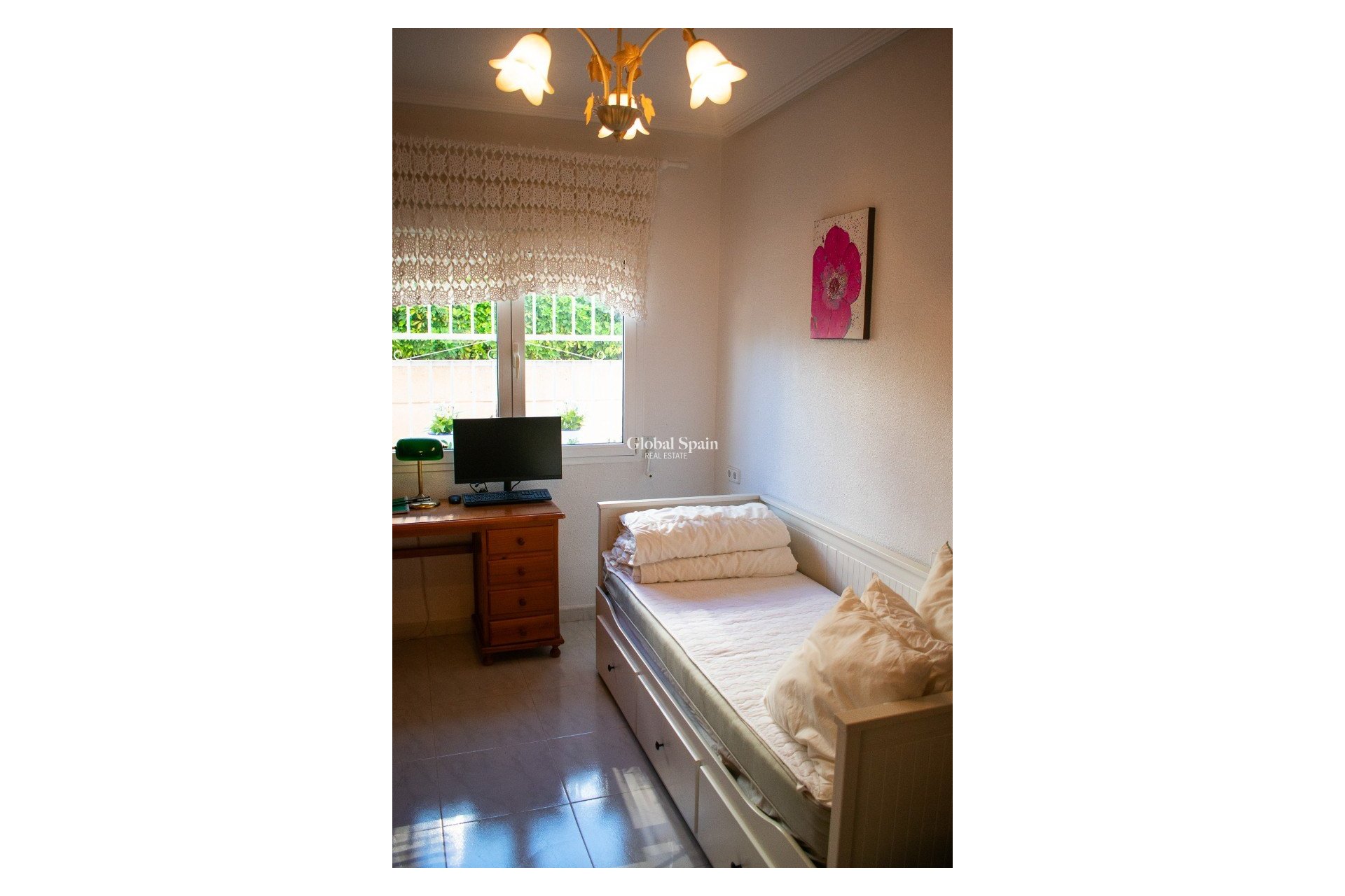 Wederverkoop - Onafhankelijke villa -
ORIHUELA COSTA - La Zenia