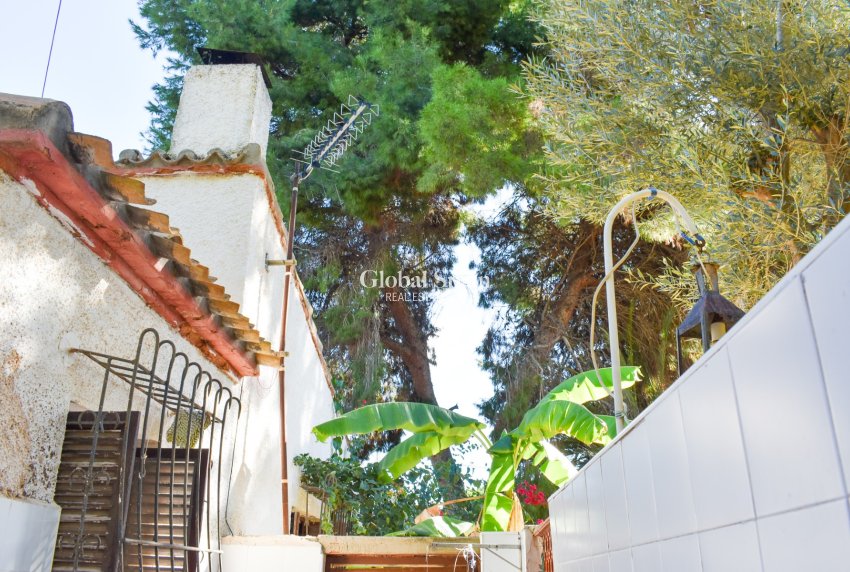 Wederverkoop - Onafhankelijke villa -
ORIHUELA COSTA - Punta Prima