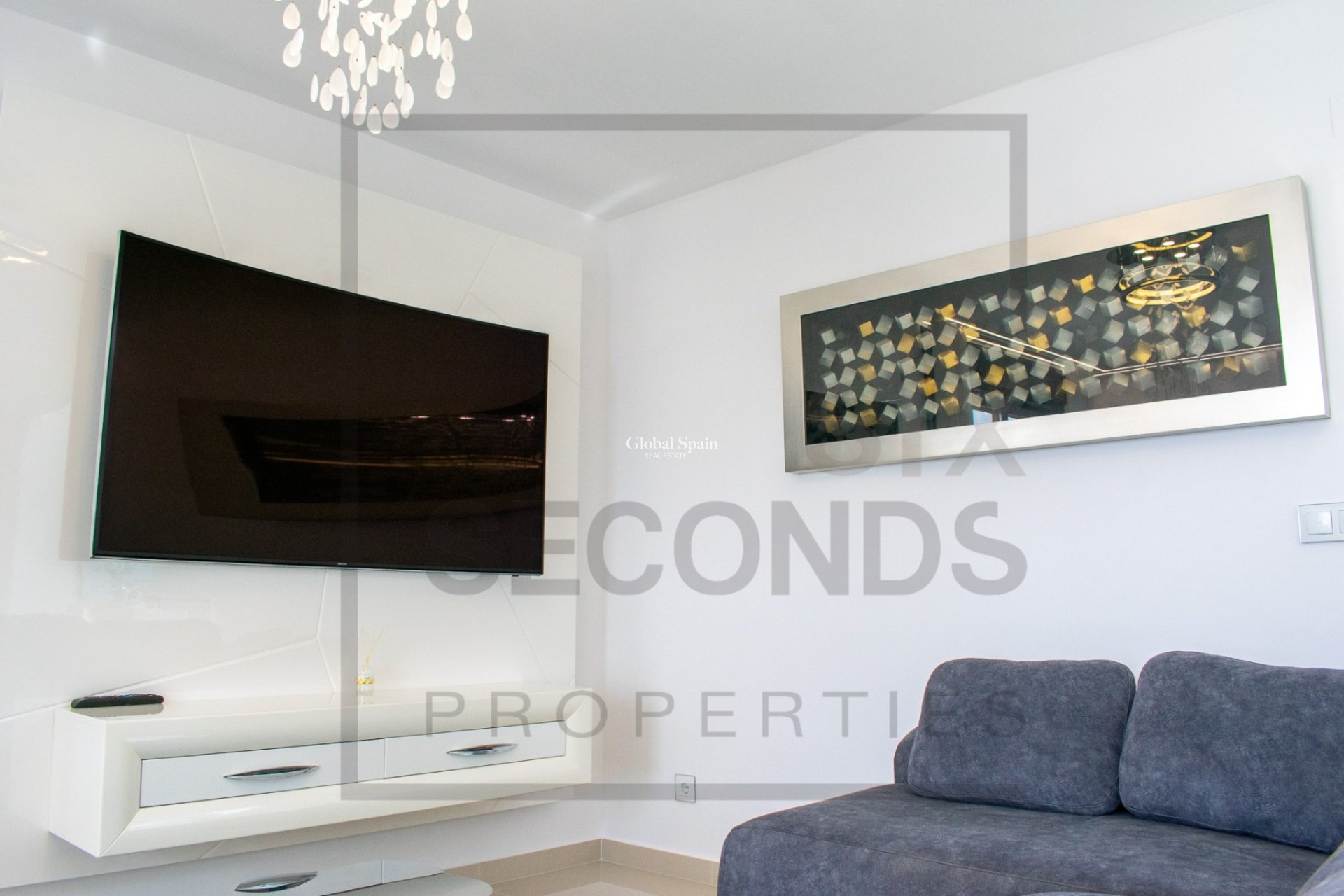 Wederverkoop - Onafhankelijke villa -
SAN MIGUEL DE SALINAS - Urbanizaciones