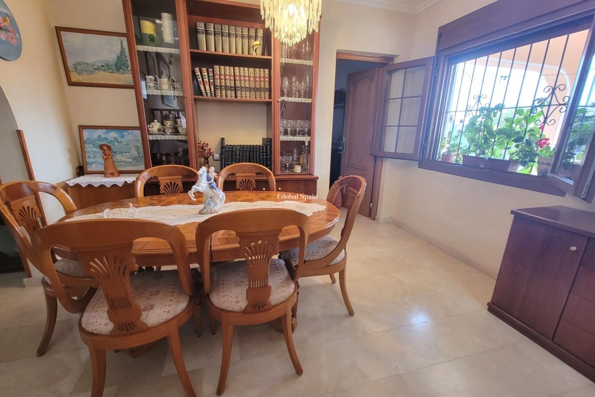 Wederverkoop - Onafhankelijke villa -
TORREVIEJA - Aguas Nuevas