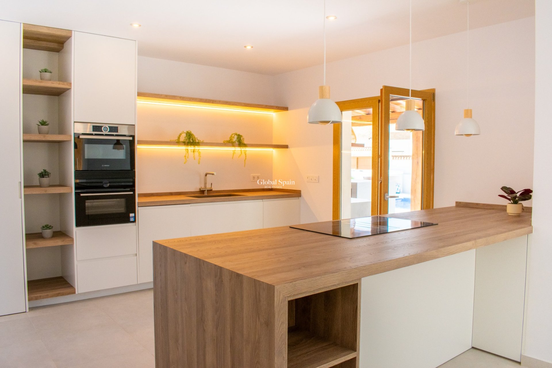 Wederverkoop - Onafhankelijke villa -
TORREVIEJA - Torreta Florida