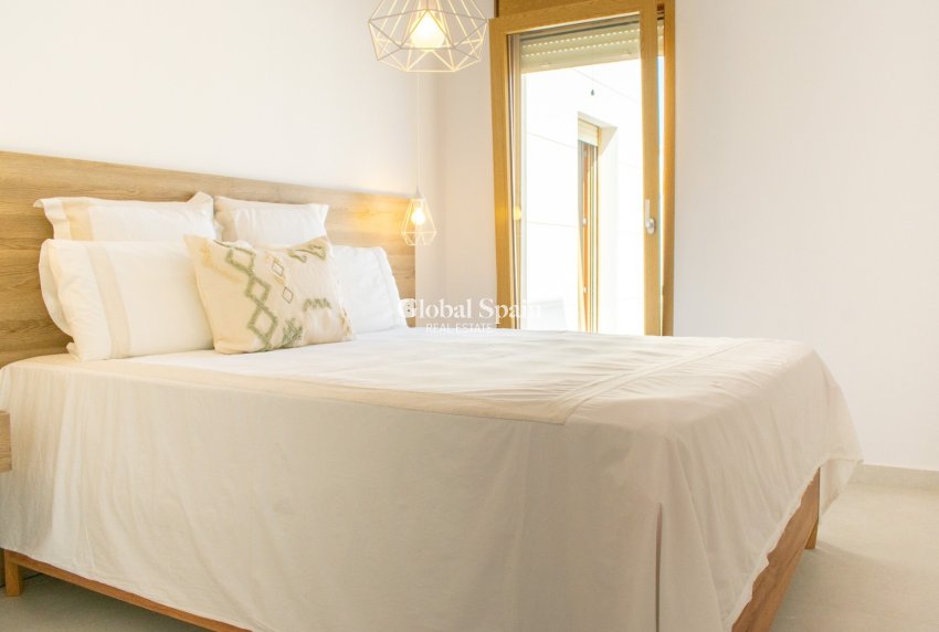 Wederverkoop - Onafhankelijke villa -
TORREVIEJA - Torreta Florida