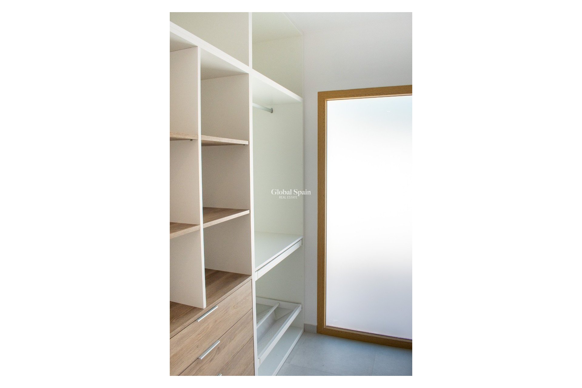 Wederverkoop - Onafhankelijke villa -
TORREVIEJA - Torreta Florida