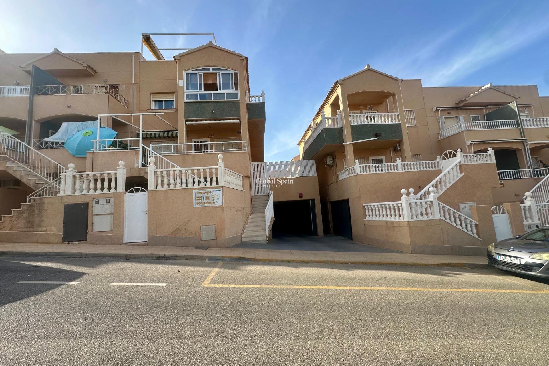 Wederverkoop - PARKEERPLAATS / GARAGE -
TORREVIEJA - Cabo Cervera
