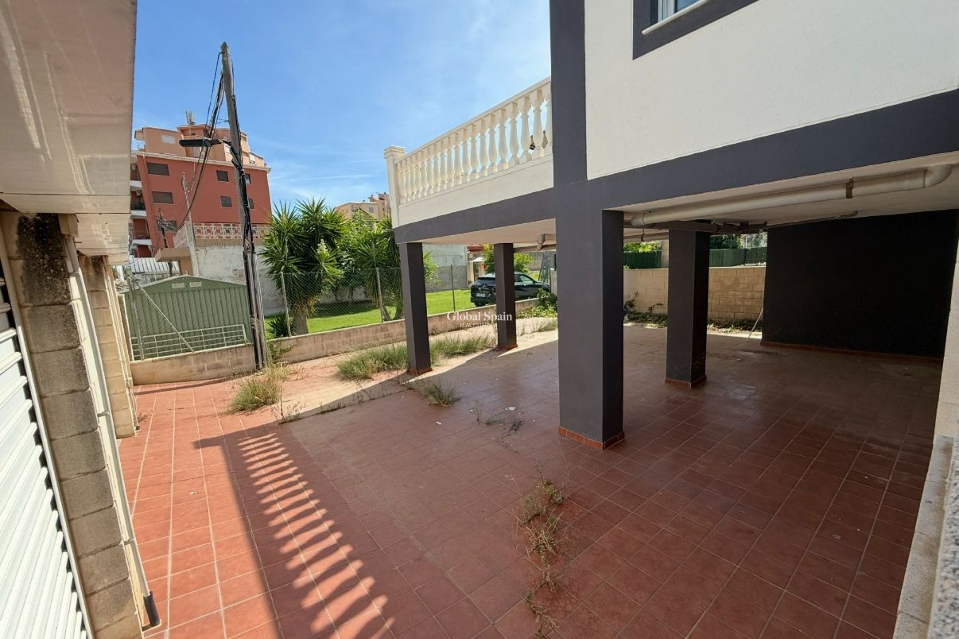 Wederverkoop - Parking Space / Garage -
Piles - Playa