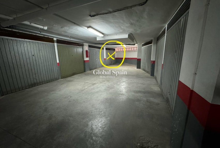 Wederverkoop - Parking Space / Garage -
TORREVIEJA - La Mata pueblo