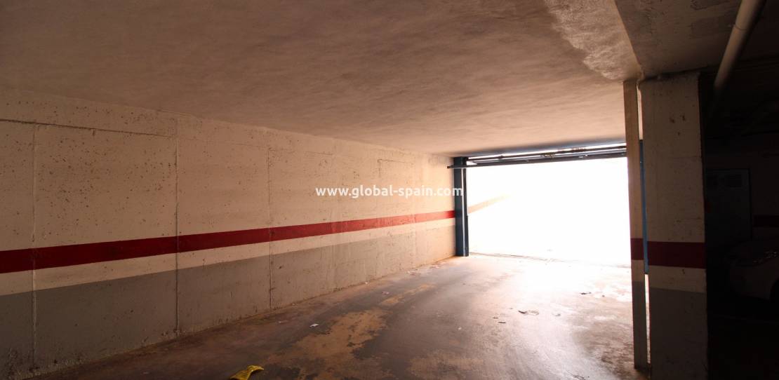 Wederverkoop - Parking Space / Garage - Torrevieja - Nueva Torrevieja
