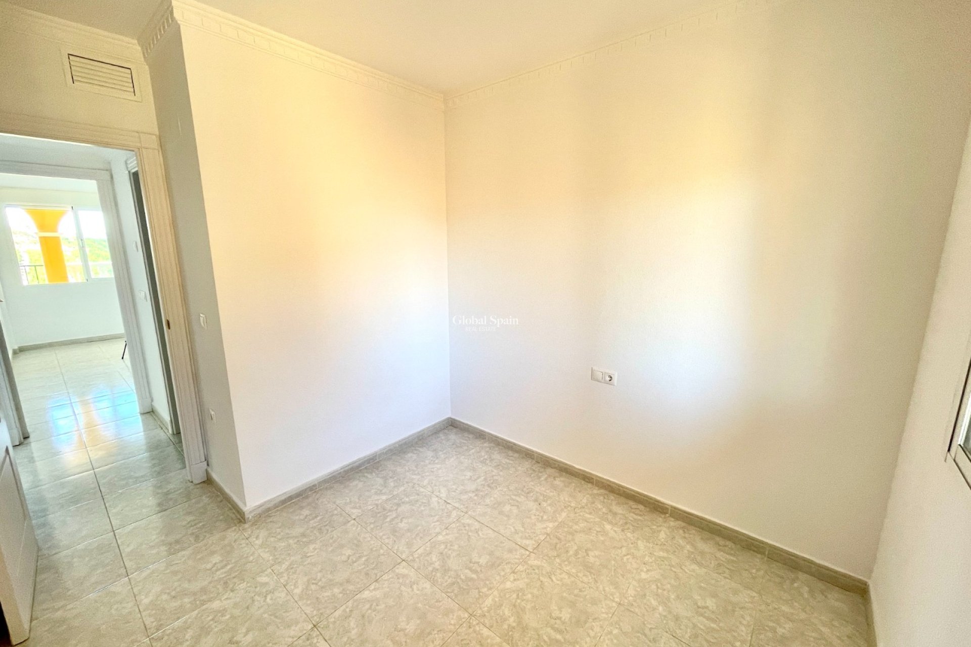 Wederverkoop - PENTHOUSE -
ALGORFA - Inland