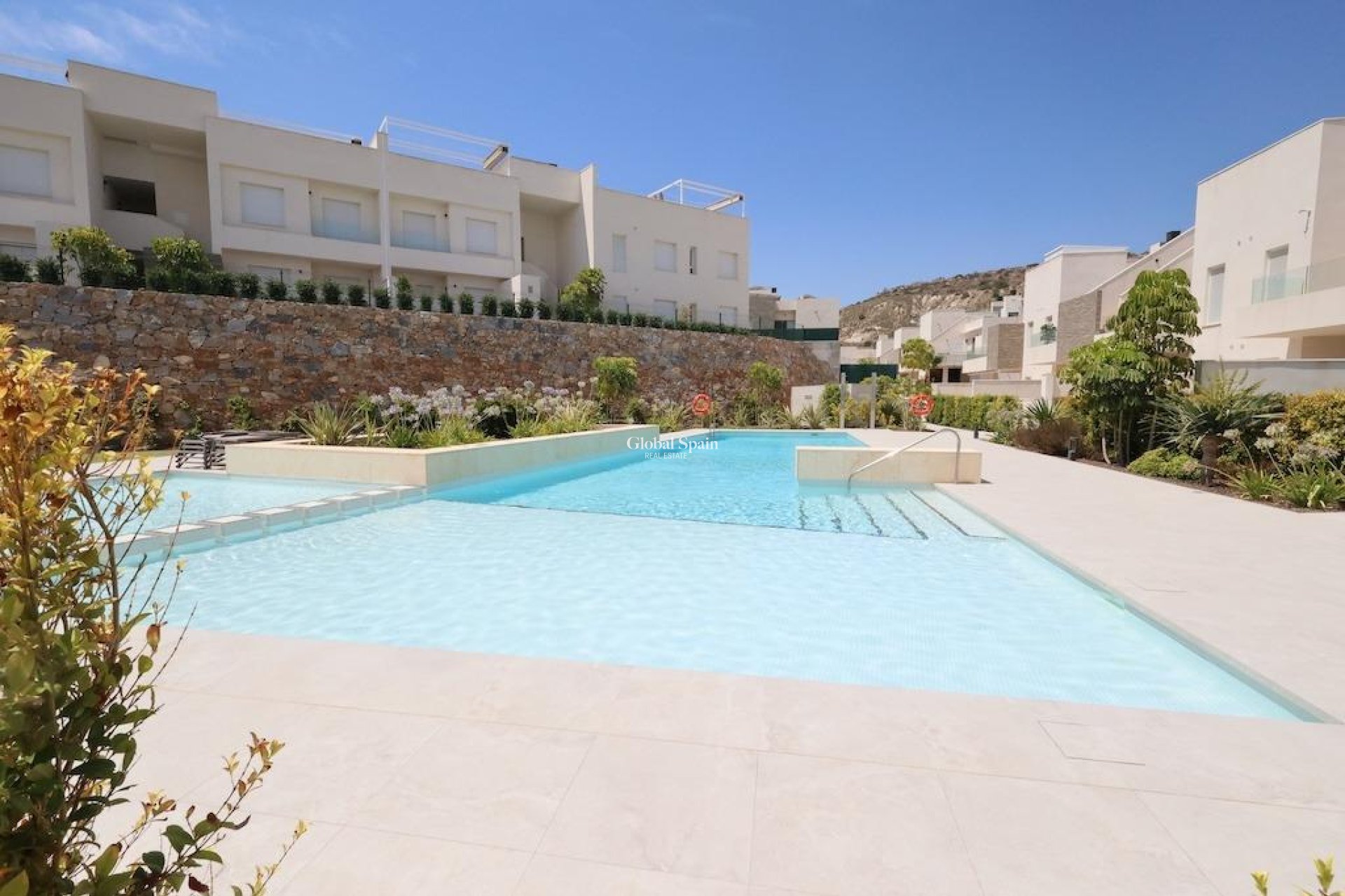 Wederverkoop - PENTHOUSE -
ALGORFA - Inland