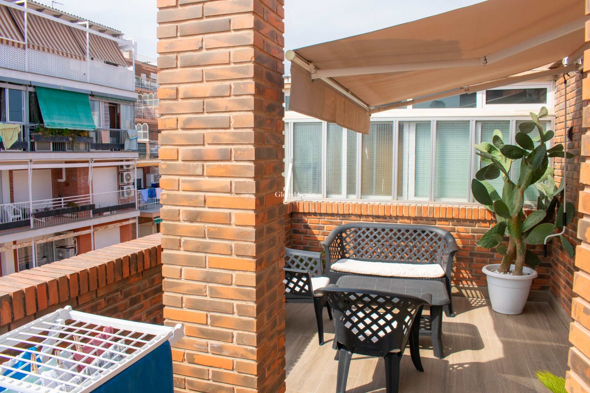 Wederverkoop - PENTHOUSE -
ALICANTE - Casco antiguo