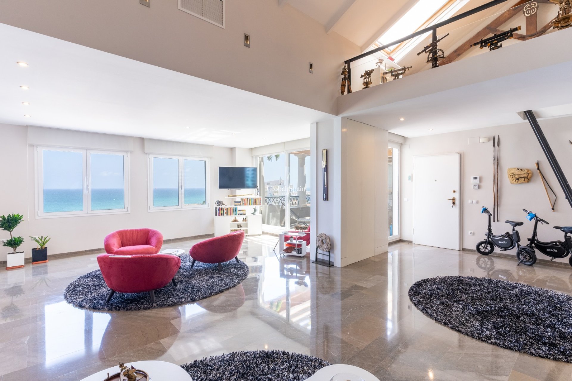 Wederverkoop - PENTHOUSE -
ALICANTE - Costa Blanca