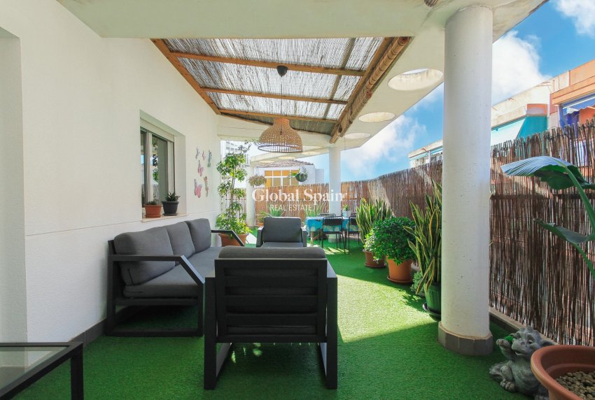 Wederverkoop - PENTHOUSE -
ALICANTE - Costa Blanca