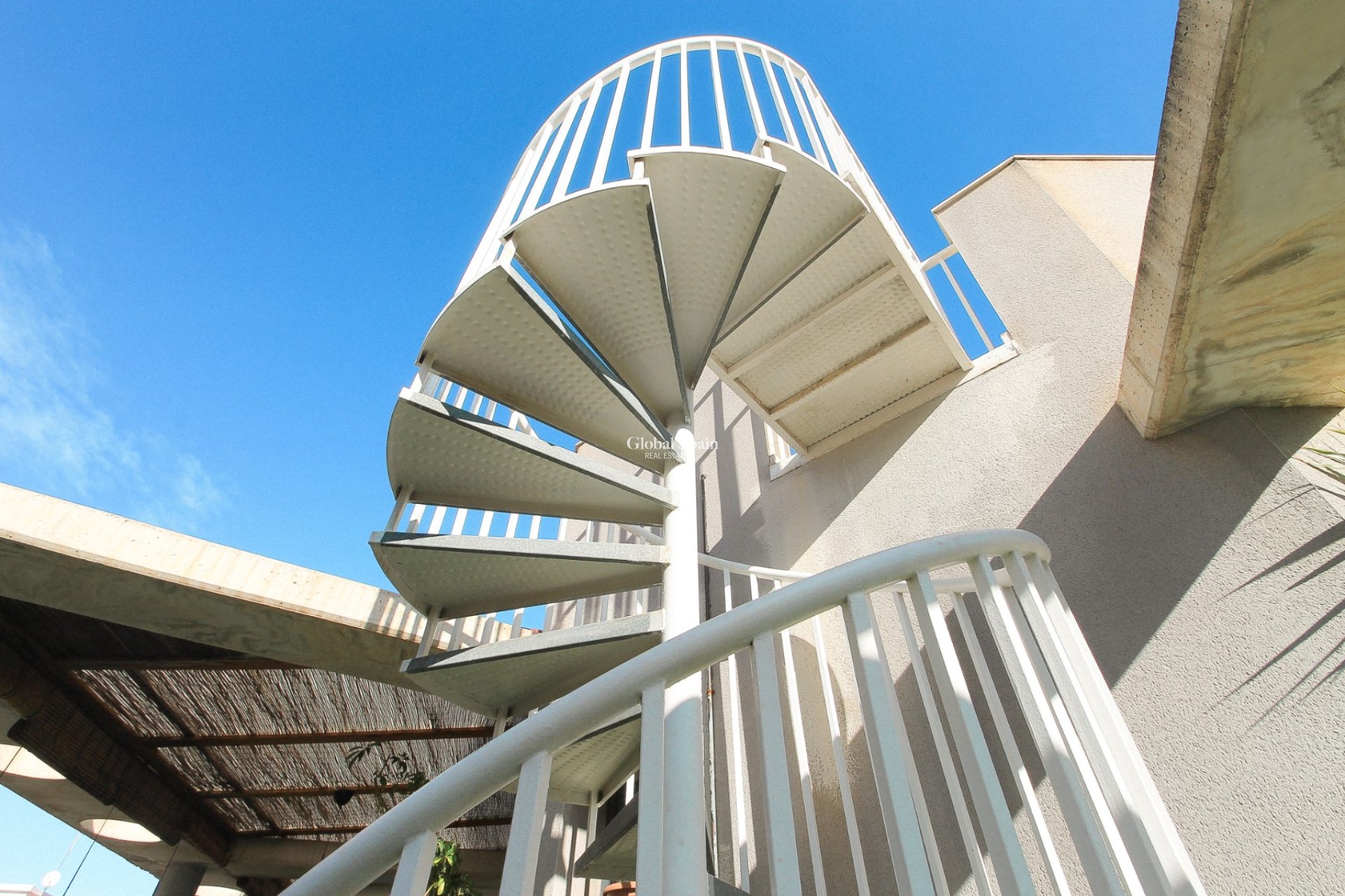 Wederverkoop - PENTHOUSE -
ALICANTE - Costa Blanca