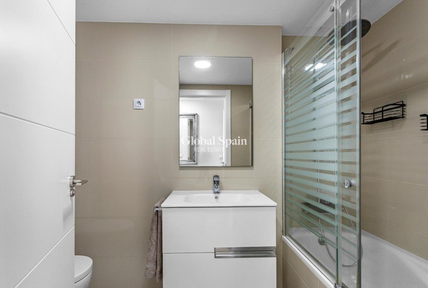 Wederverkoop - PENTHOUSE -
ALICANTE - Pau 5